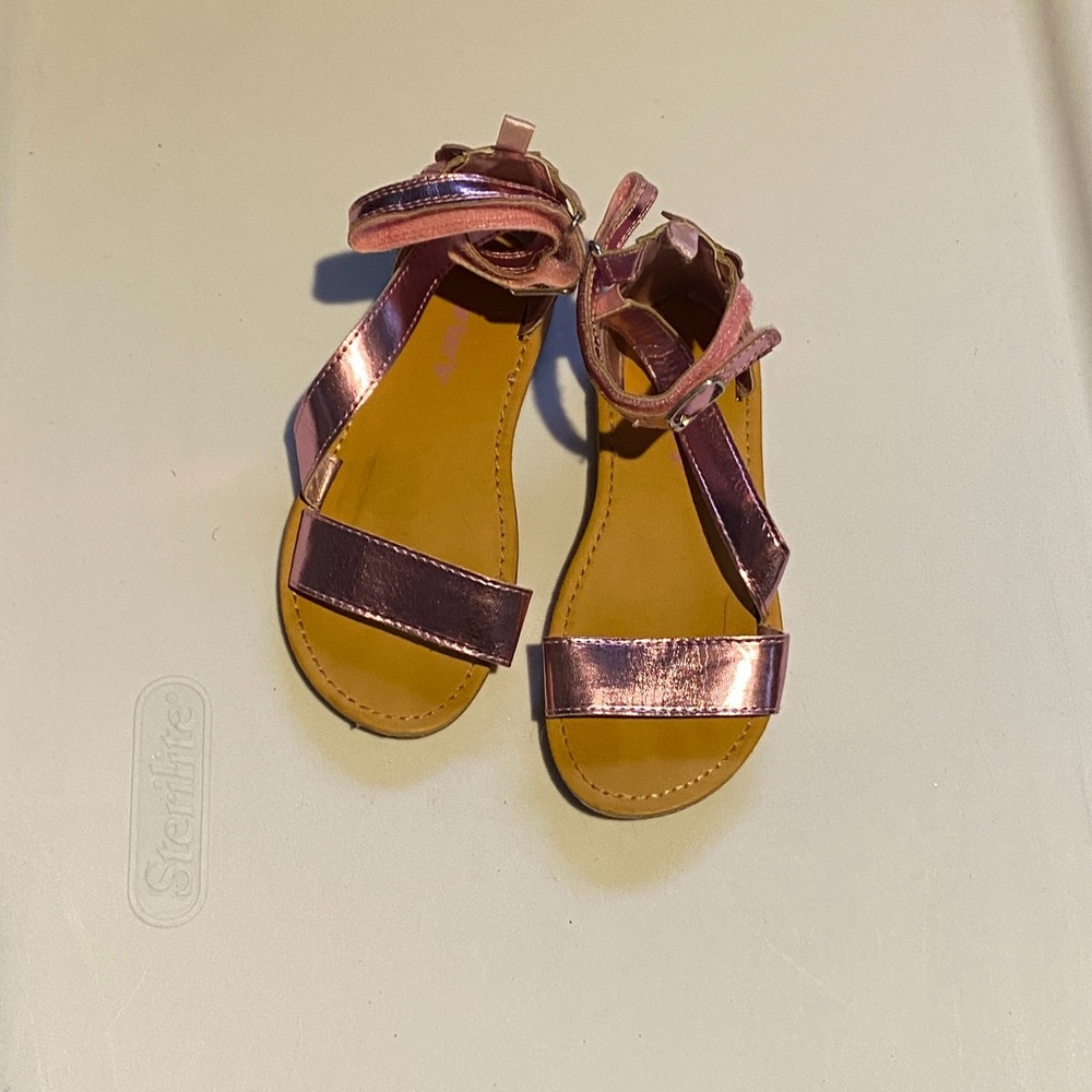 Girls sandals